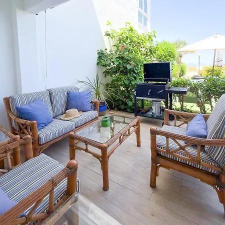 La Casita Frente Al Mar Con Jardin By Costablancarent *